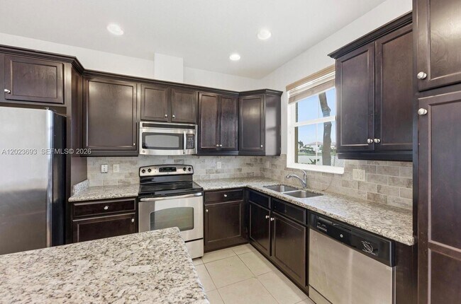 Building Photo - 3065 Tortola Way