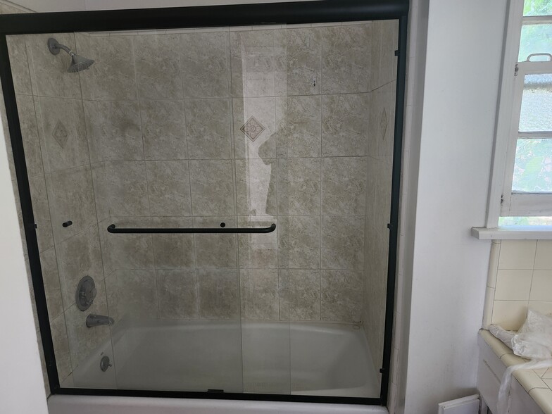 Building Photo - 2018 S 2nd Ave