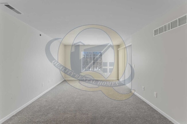 Building Photo - Available Now! Grand Blanc Schools! Condo/...