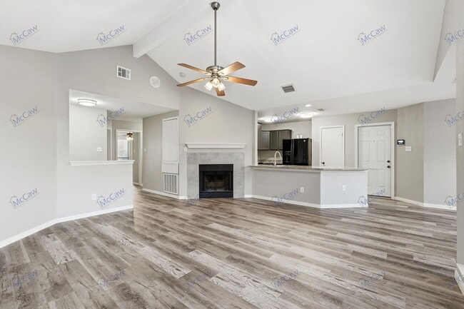 Building Photo - 2218 Prairie Creek Trail