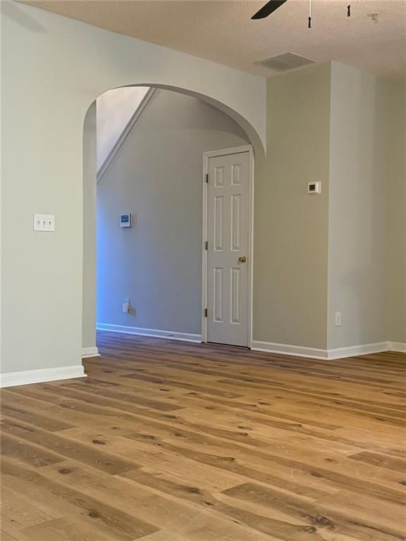 Building Photo - 924 Magnolia Leaf Dr