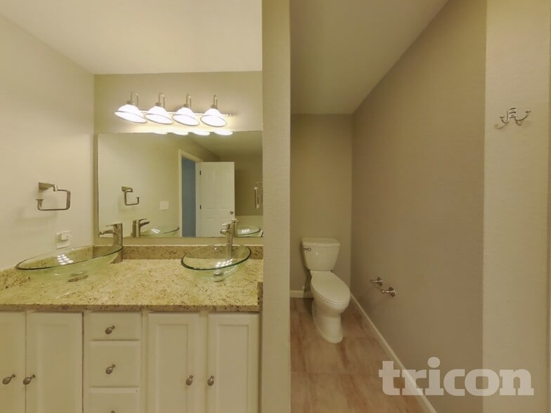 Building Photo - 5537 Burning Tree Ct