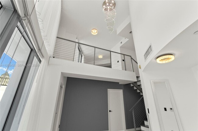 Building Photo - 350 S Miami Ave