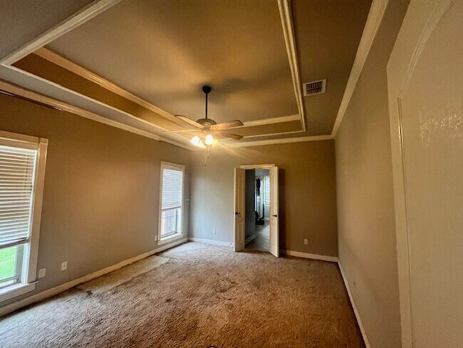 Building Photo - Beautiful Home in Tiburon!!