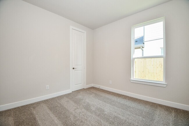 Building Photo - 8710 Riverton Rdg Rd