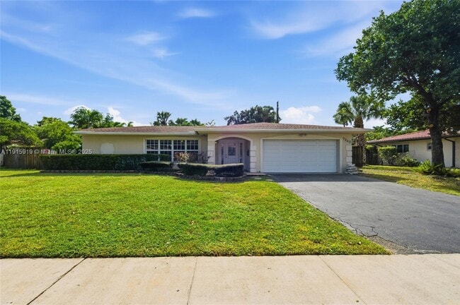 Building Photo - 7240 NW 7th St