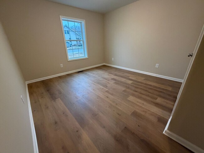 Building Photo - New Construction Duplex For Rent: 511 Maryland Ave, Burlington, NC