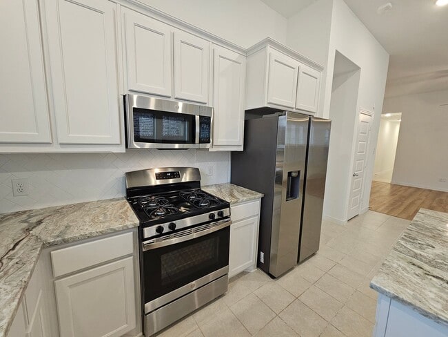 Building Photo - Available now ready for immediate move in  Heartland, TX