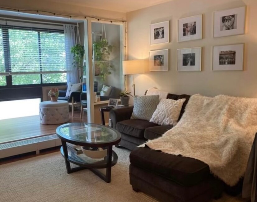 Building Photo - 18 Juniper St