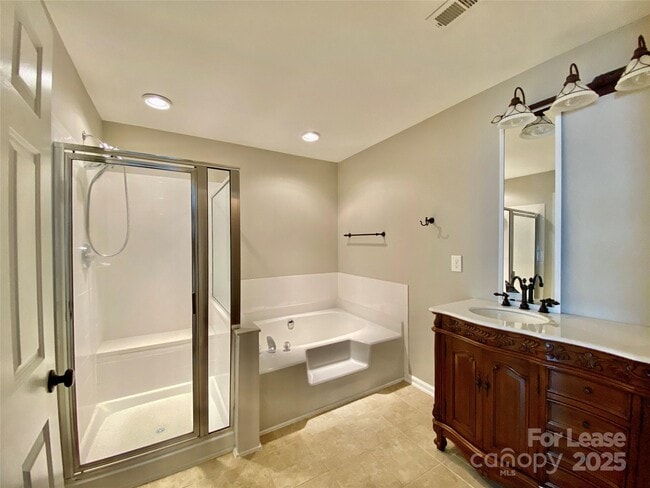 Building Photo - 5232 Berkeley Estates Dr
