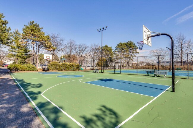 Building Photo - 572 Sanderling Ct