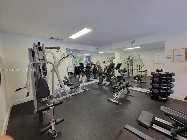 Building Photo - 4550 NW 9th St