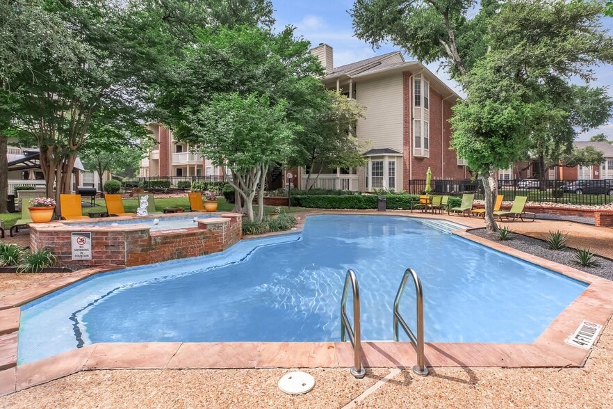 Building Photo - 12148 Jollyville Rd