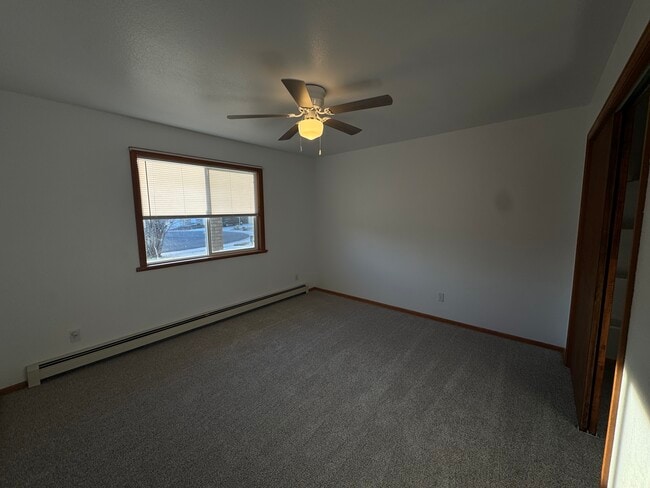 Building Photo - 1139 Laurel Ct