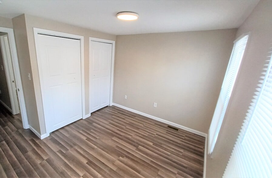 Master Bedroom - 135 Hamilton Ave