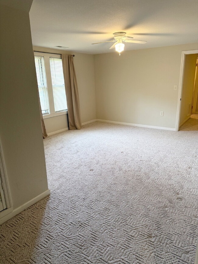 Building Photo - Spacious 3 Bed, 3 Bath Home in Ratcliff Cove Community – Available Soon!