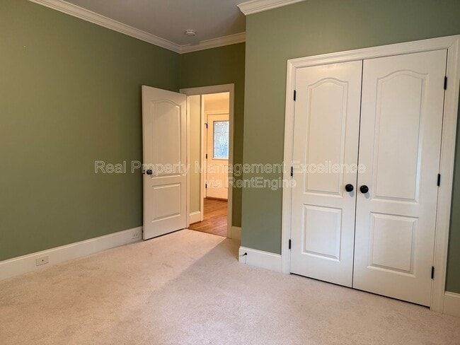 Building Photo - 4008 Enfield Ridge Dr