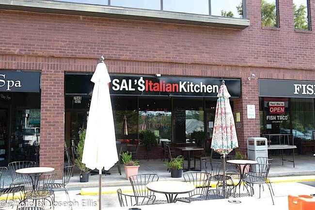 Building Photo - 6427 83rd Pl