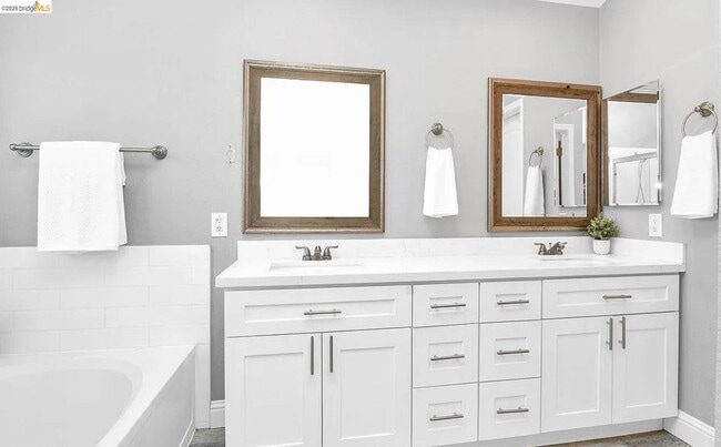 Building Photo - 4010 Goleta Pl