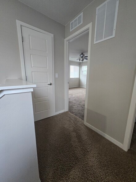 Building Photo - 9799 Dunning Cir