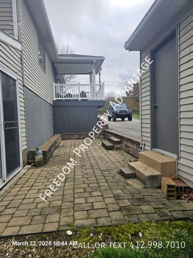 Building Photo - 1920 Idaho St