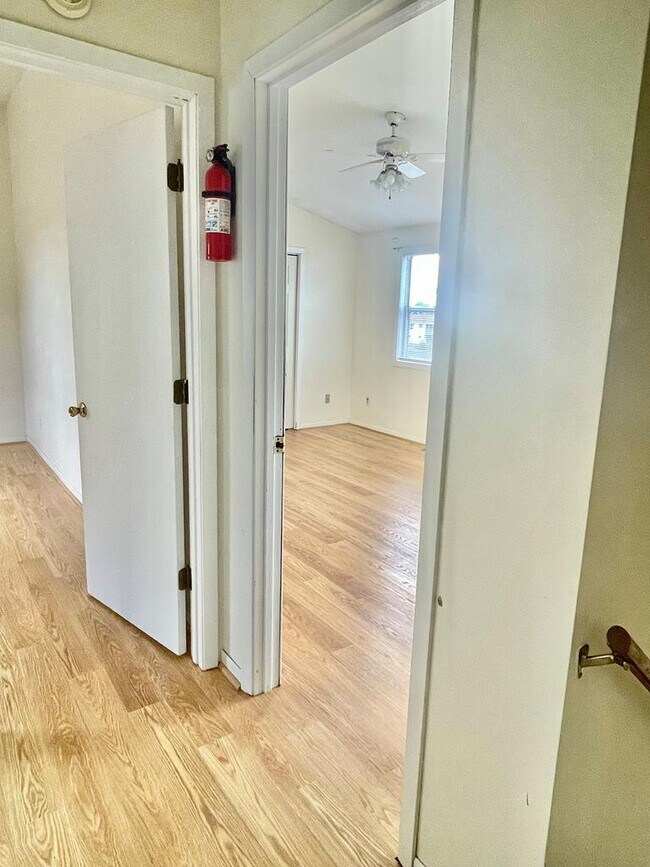 Building Photo - 7141 Margarets Ln