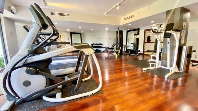 Building Photo - 3300 NE 191st St