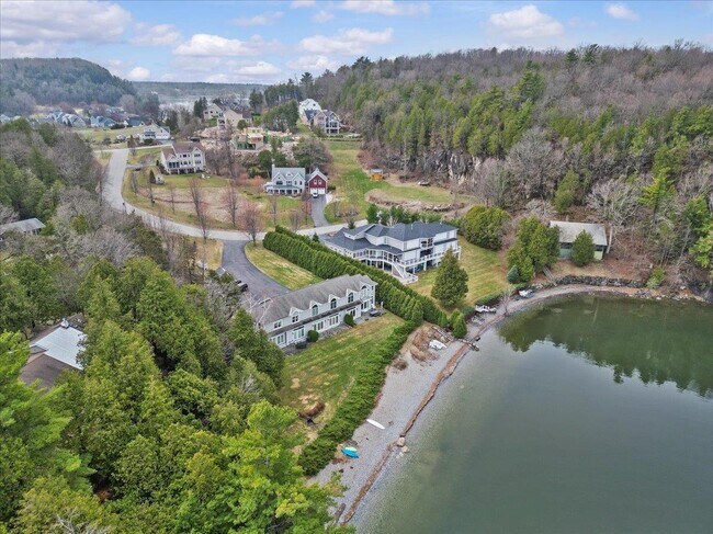 Building Photo - 38 Pebble Beach Rd