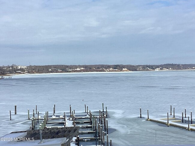 Building Photo - 28 Riverside Ave