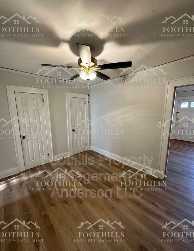 Building Photo - 611 Bonham Ct