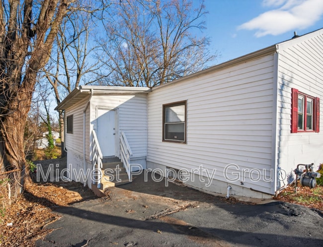 Building Photo - 5978 Laurette Ave