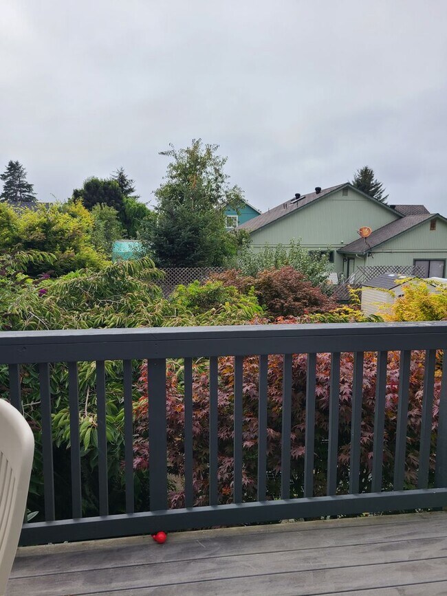 Building Photo - 1992 Gwin Rd