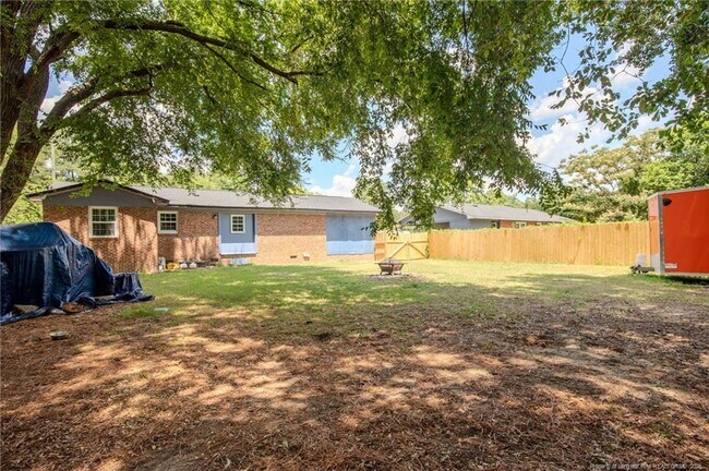 Building Photo - 3230 Periwinkle Dr