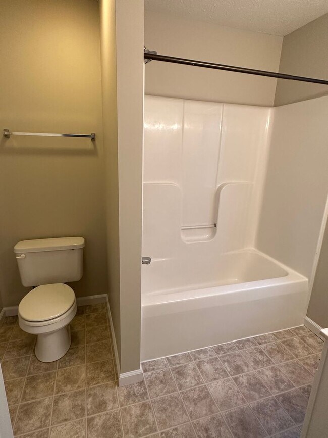 Building Photo - 1289 Cobble Creek Cir
