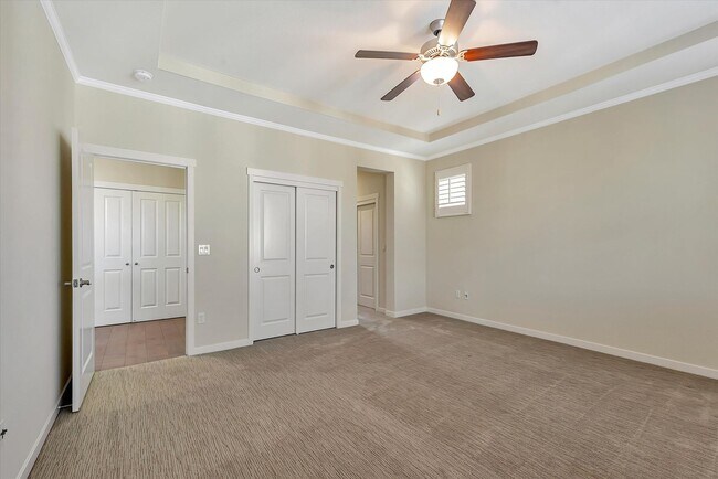 Building Photo - WOW! GREAT HOME! Mountain View!