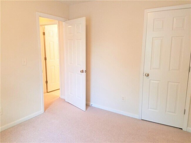 Building Photo - 3645 Postwaite Cir NW