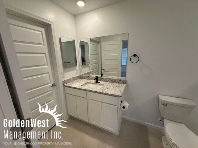 Building Photo - Beautiful 3Bdm 2Ba Home in the Community of Vail