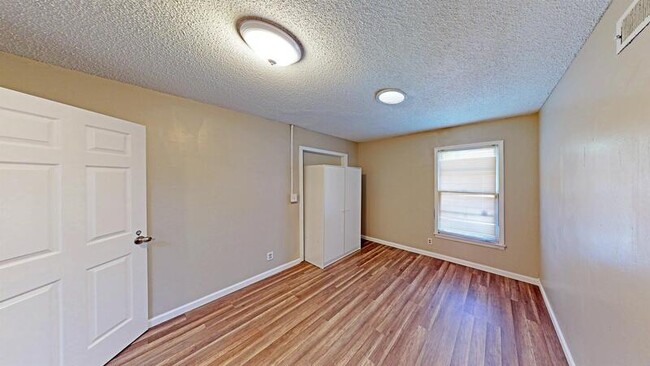 Building Photo - 3107 Jane Ln