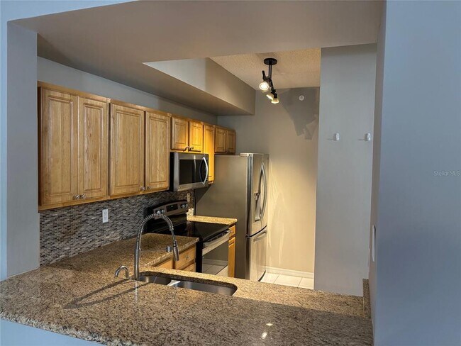 Building Photo - 5691 Bentgrass Dr