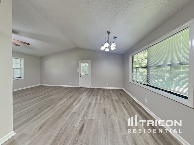 Building Photo - 1240 Bishops Lane Lawrenceville GA