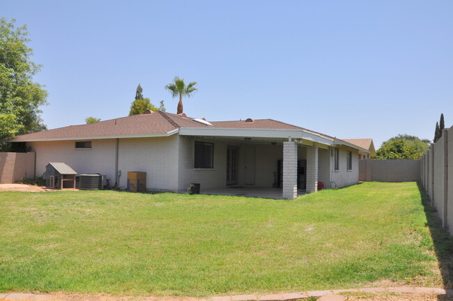 Building Photo - Remodeled 4 bedroom Tempe home near ASU