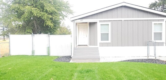 Building Photo - Beautiful 3-Bedroom Home with Bonus Room, ...