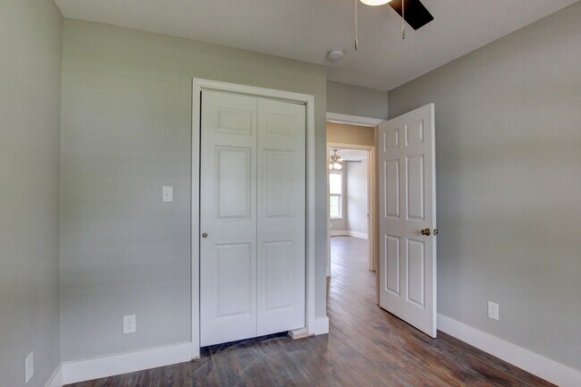 Building Photo - 5821 Highland Lick Rd