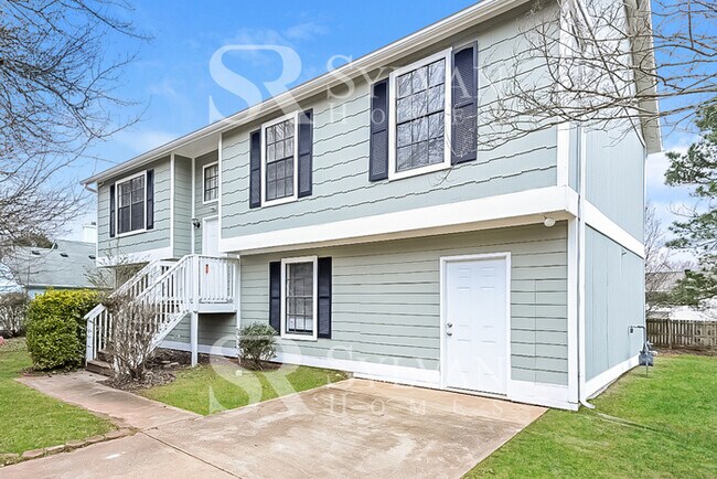 Building Photo - At Last, This Is What You Have Been Searching For!