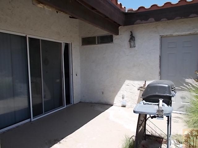 Building Photo - 9774 Palm Dr