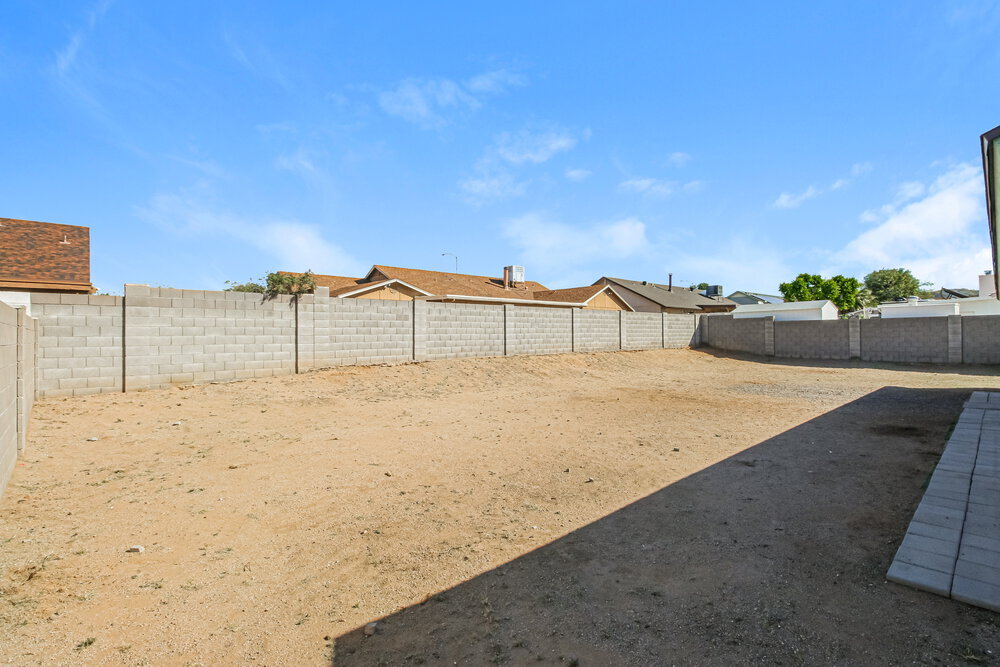 Building Photo - 8046 E Fairfield St