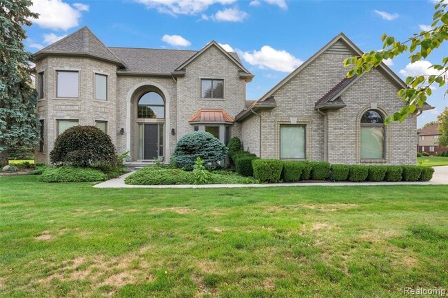 Primary Photo - 40387 Emerald Ln E