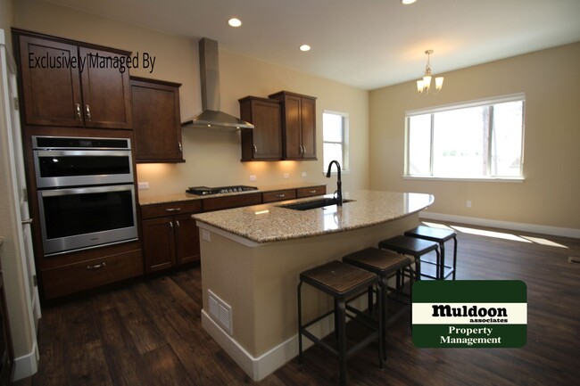 Building Photo - Super nice home in Monument!  Coming Soon!