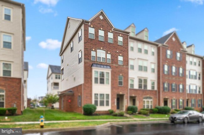 Building Photo - 6439 Alan Linton Blvd E