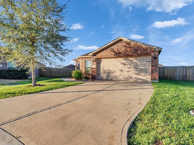Building Photo - 22419 Iron Mill Dr